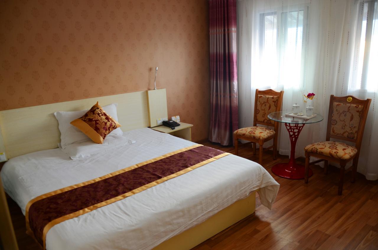 Super 8 Suzhou Guanqian Conference Center סוג'ואו מראה חיצוני תמונה